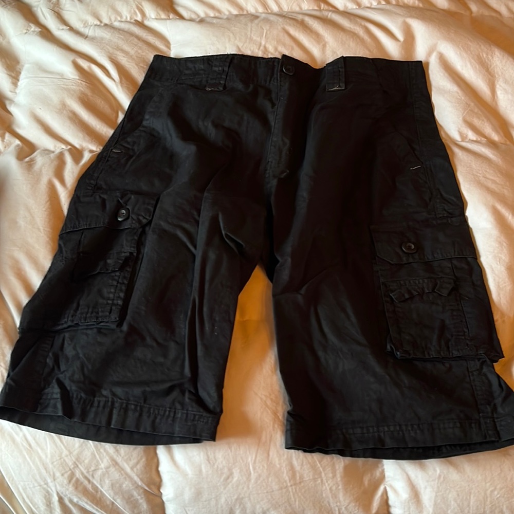 Men’s cargo shorts
